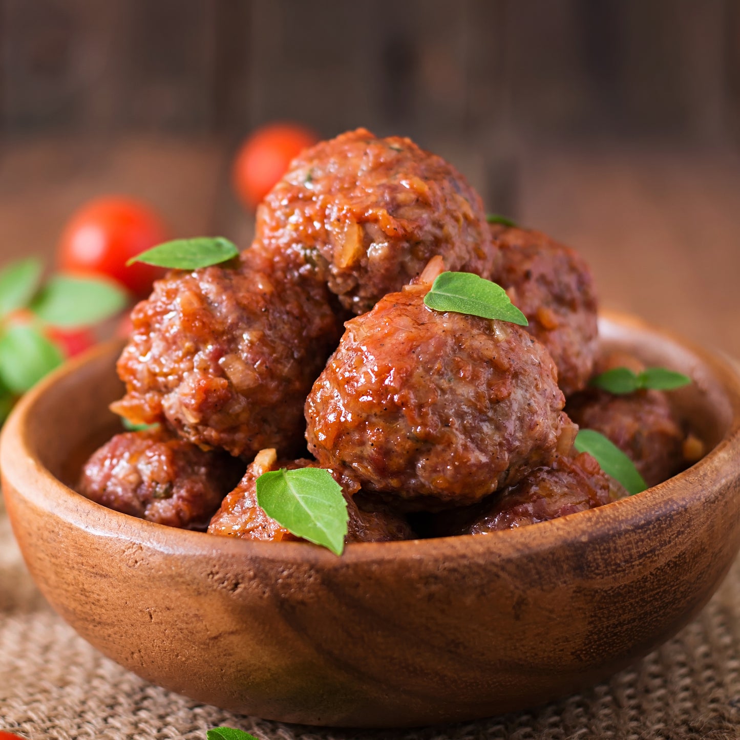 Gehaktballen in pittige tomatensaus